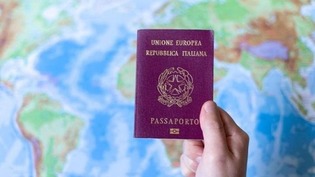 Viaggiare con un documento scaduto