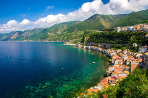 Gli italiani preferiscono Mare o Montagna?